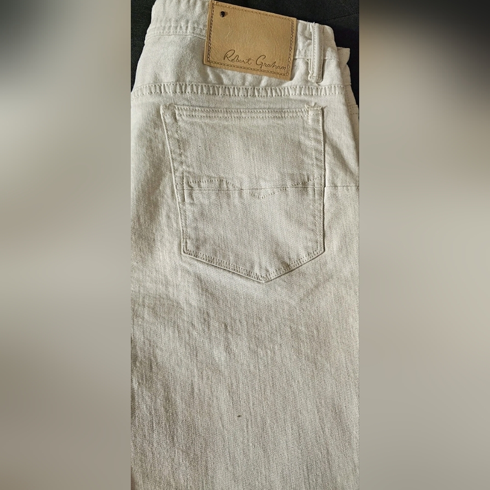 Robert Graham Tan Men Jeans New With Tags Size 34.
